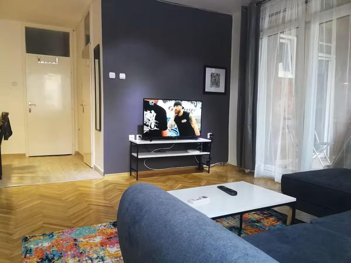 Apartment Skp-091 A&b *